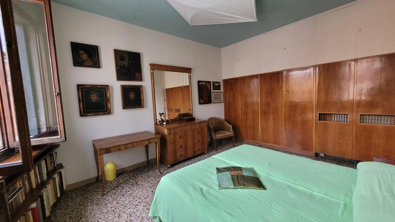 Habitación en casa particular Casa Calle Renier *