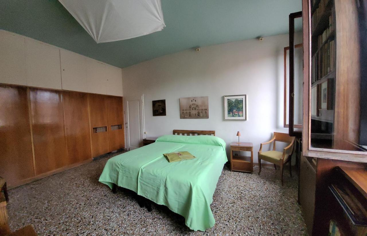 Casa Calle Renier Habitación en casa particular *